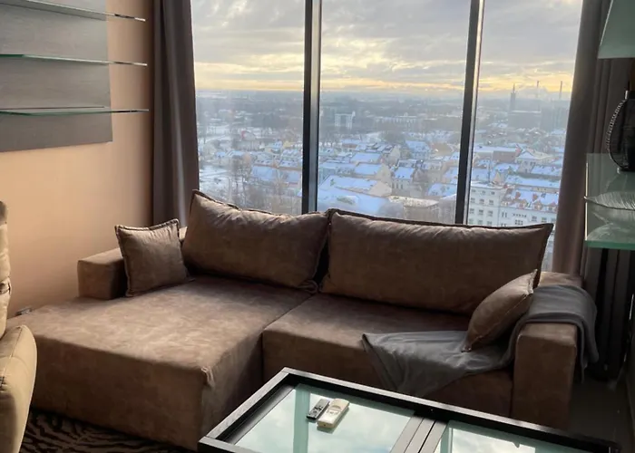 Sky-scraper Apartment *